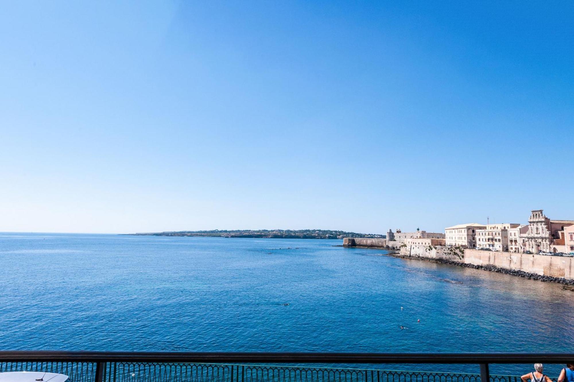 Finestra Su Cala Rossa By Wonderful Italy Apartment *